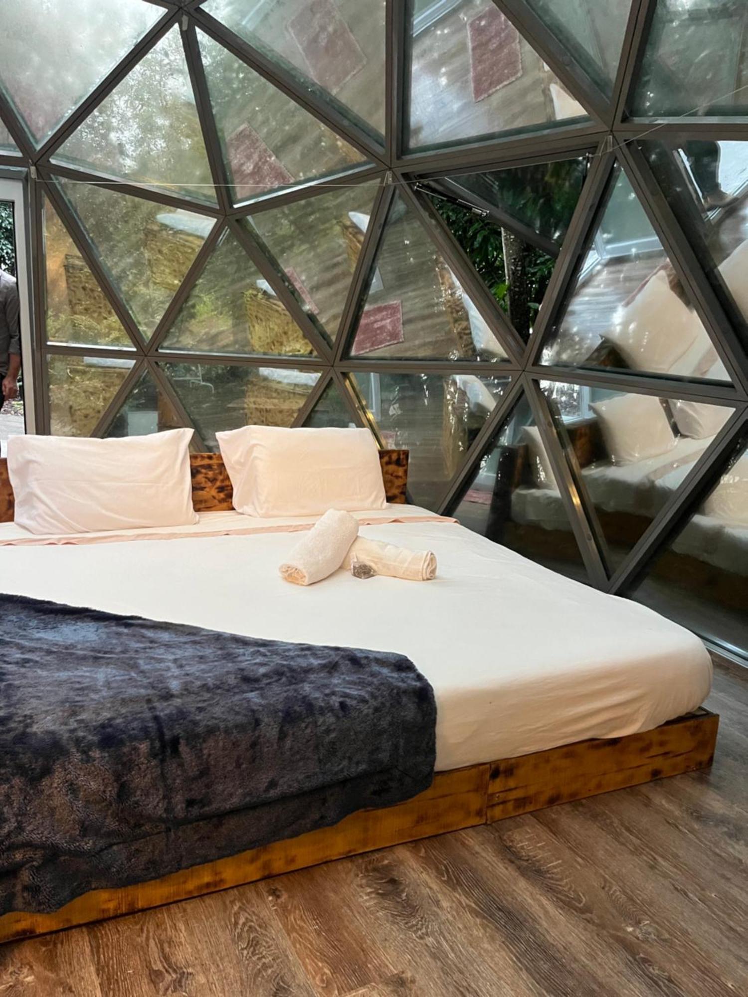 Quinta Do Abacate - Glamping Park Villa อังกรา ดู เอโรอิสโม ภายนอก รูปภาพ