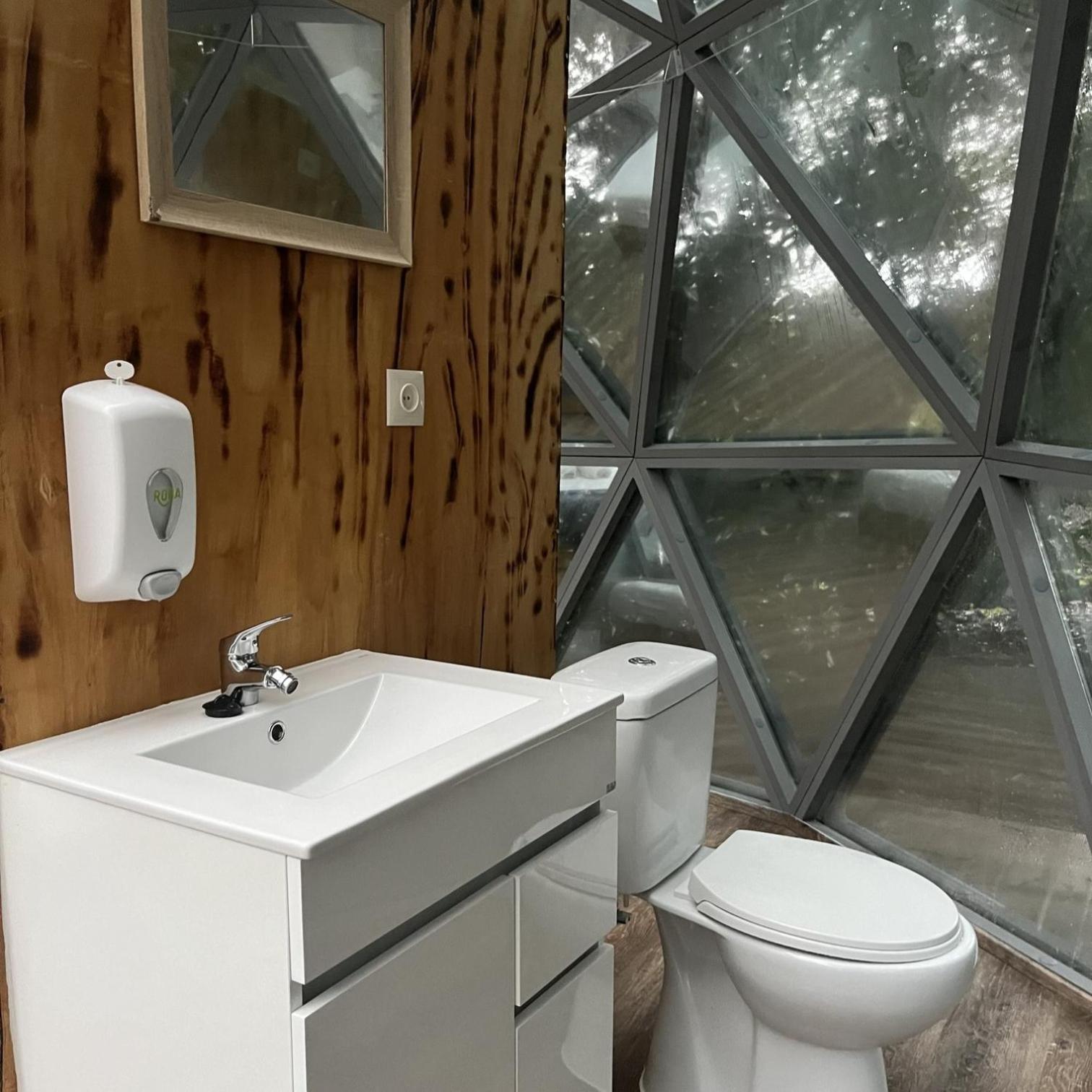 Quinta Do Abacate - Glamping Park Villa อังกรา ดู เอโรอิสโม ภายนอก รูปภาพ
